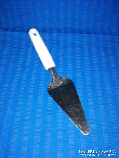 Metal cake spatula with plastic handle (a2)