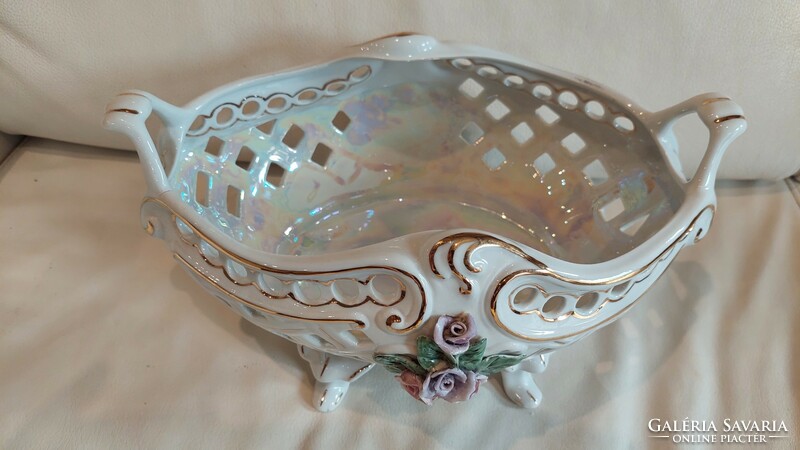 Apulum, openwork porcelain table centerpiece