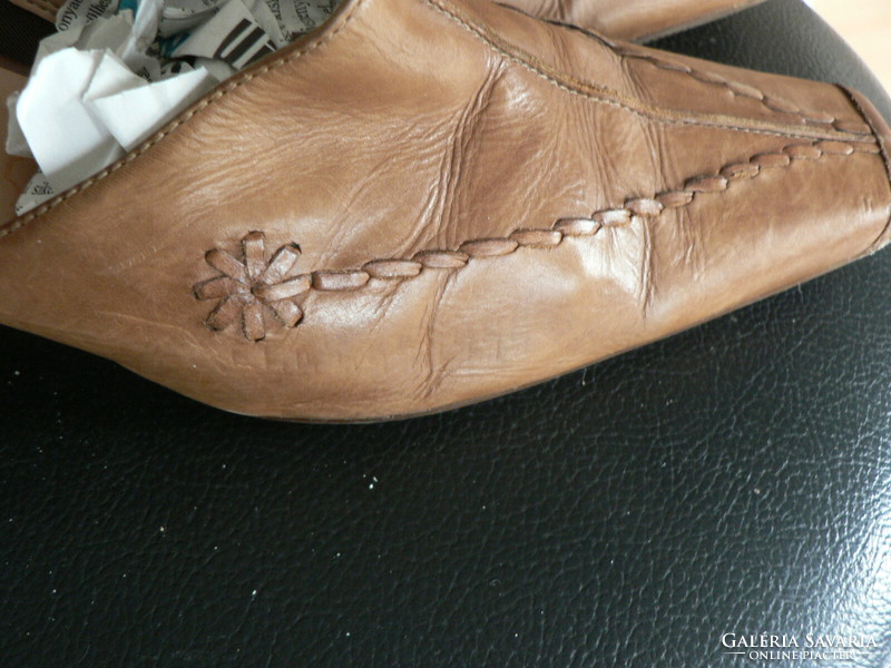 Venturini Italian leather slippers 37