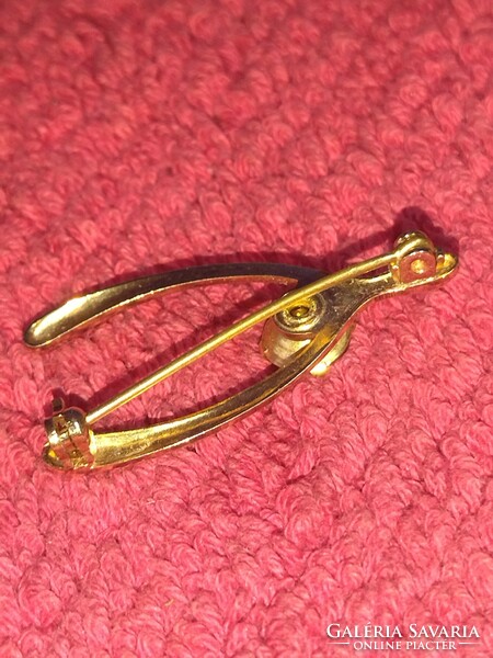 1 piece of old brooch pin jewelry from the 1970s, small wish bone with purple stones