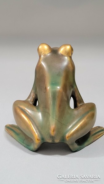 Old zsolnay eosin modern frog