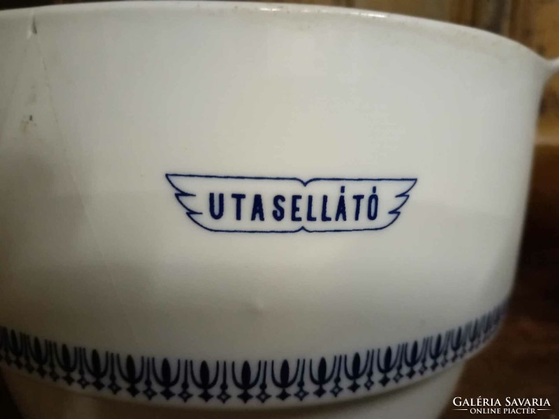 Utasellátó által használt leveses tál, esztétikai hibákkal, alföldi porcelán