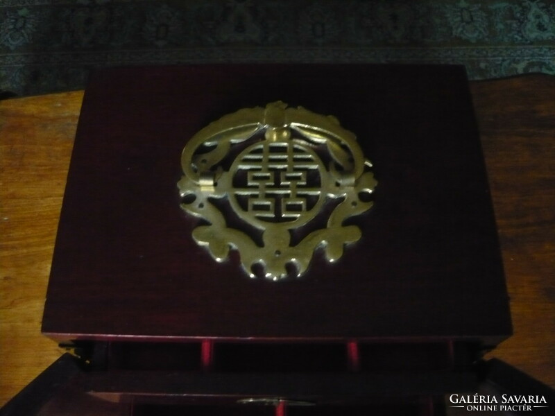 Mahogany jewelry box