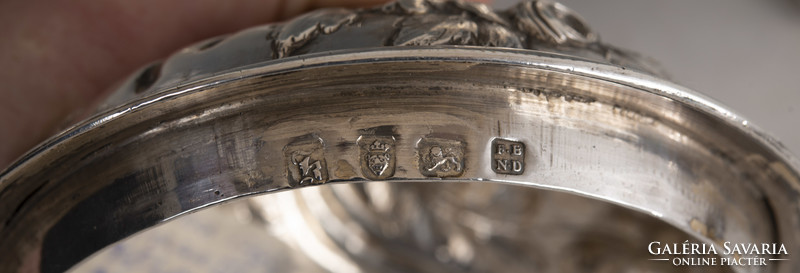 Ezüst antik angol füles kupa florális dekorral