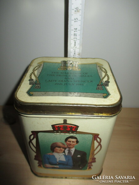 Wedding of Princess Diana and Prince Charles, tea box