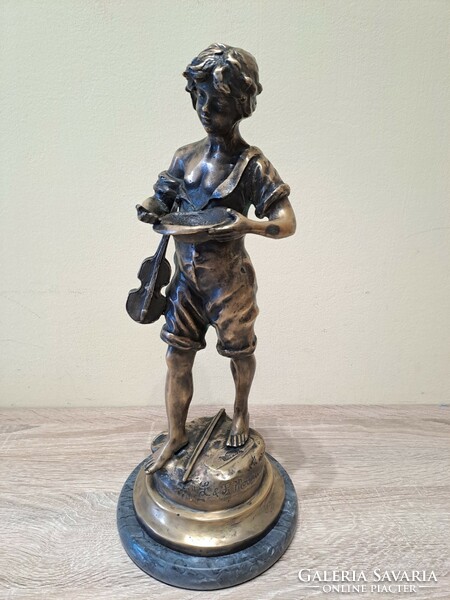 Beggar boy with violin l&f moreau bronze statue