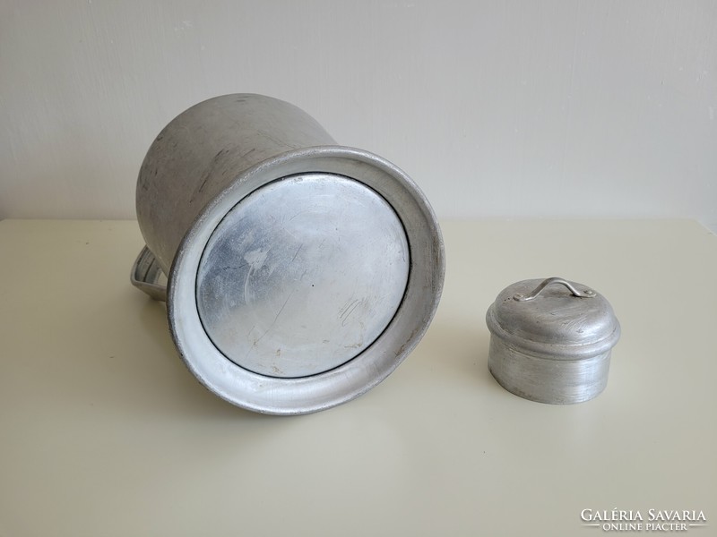 Régi alumínium vizeskanna 7 literes vintage kanna