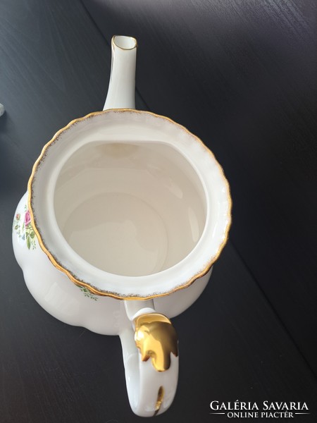 Large English royal albert old country roses porcelain teapot