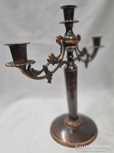 Three-pronged copper candle holder in perfect condition 500 g. 30 Cm.