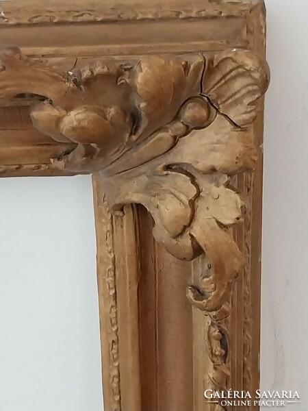 Antique gilded, decorative wooden frame: 74cm×63cm