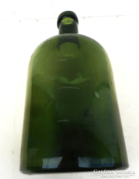 Régi zöld huta üveg, palack (vastagfalú, 2,5 literes)