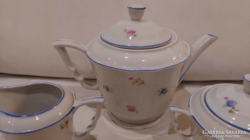 Zsolnay porcelán kisvirágos, kék csíkos teás kiöntők és cukros