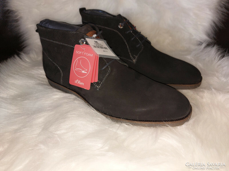 S.Oliver 44-es fekete bőr cipő. Új, címkés dobozában. 27.990ft volt a bolti ára. Bth:30cm.