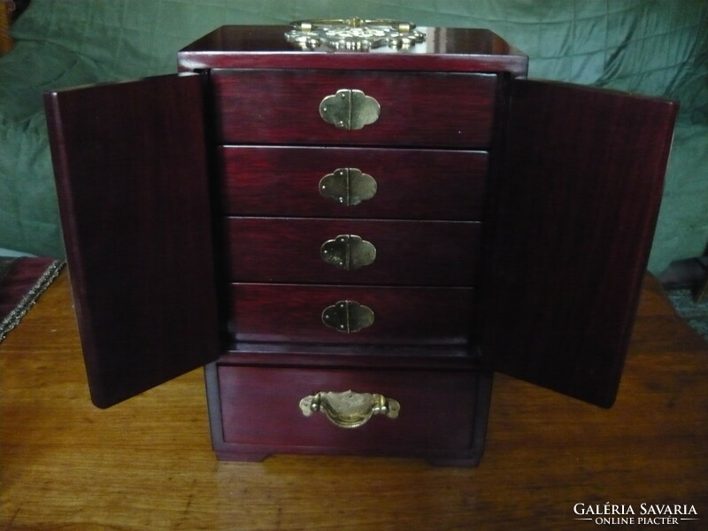 Mahogany jewelry box