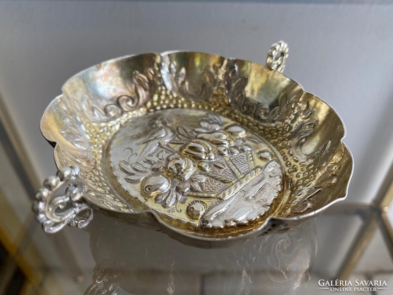 17th century Baroque gilded silver Augsburg wine tasting bowl