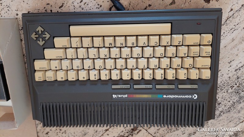 Commodore plus 4 old computer with accessories