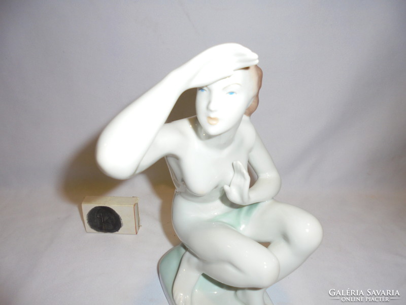 Aquincum porcelain nude female figure looking into the distance, statue, nipp