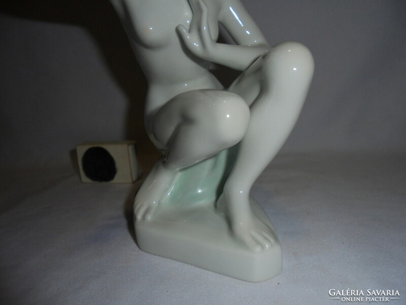 Aquincum porcelain nude female figure looking into the distance, statue, nipp