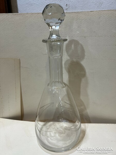 Dekanter, kiöntő üvegből, régi, vastagfalú, 35 x 13 cm-es. 4542