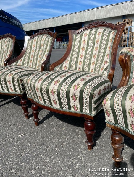 Neo-baroque style lady's armchairs
