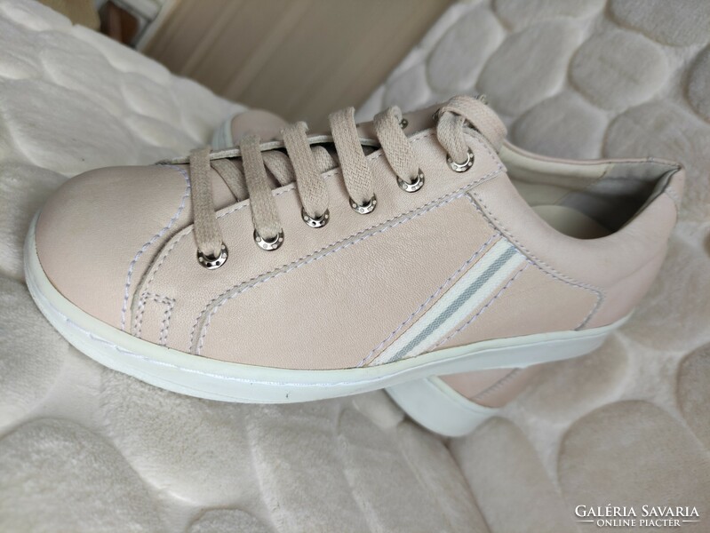 Pedi Komfort kényelmes púder rózsaszín női torna cipő fazonú komfort bőr cipő  37-es. Vadonatúj.