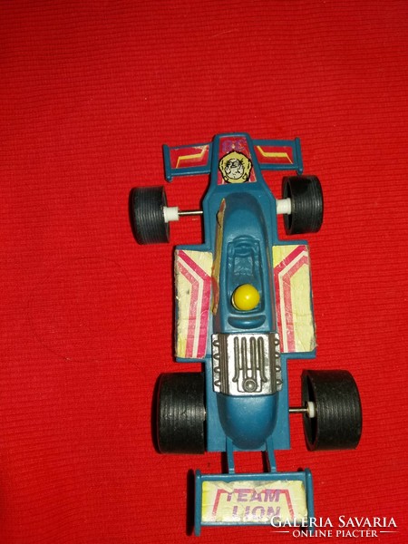 Retro traffic goods bazaar f 1 car lion team flawless good condition according to the pictures