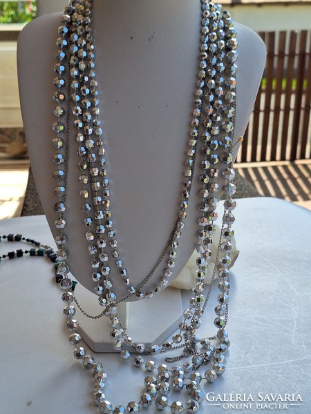Faceted, shiny silver-colored metal necklace/4 pcs in one/