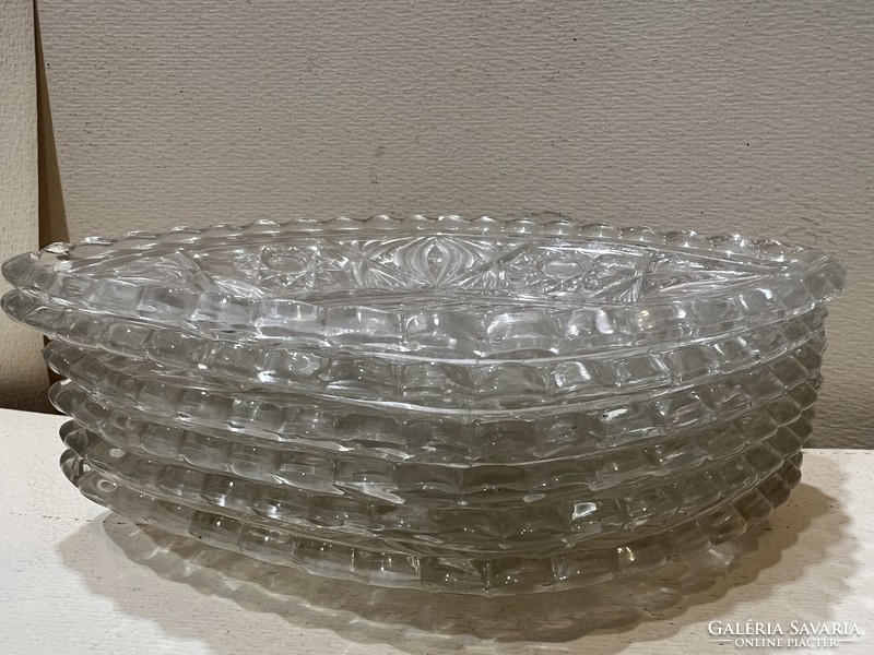 Desszertes kristály üveg tányérok, 6 db, 17 cm-es nagyság. 4547