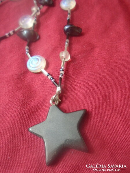 Scandinavian women's necklace with a star-shaped pendant, sophisticated, beautiful chain length 72 cm + logo
