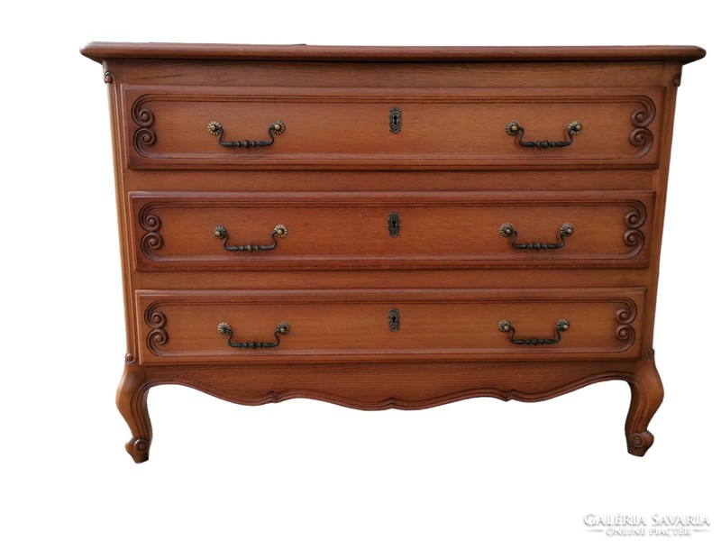 Neo-baroque chest of drawers