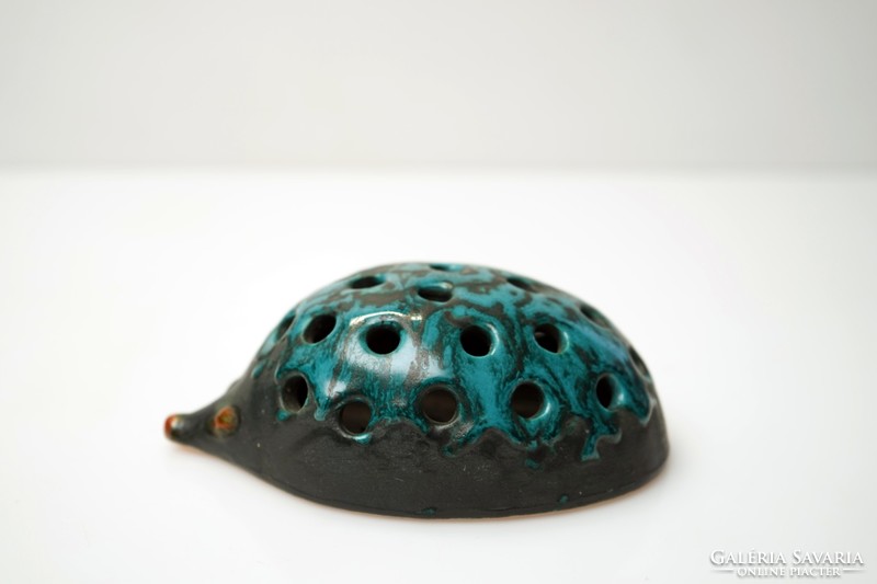 Mid century ceramic hedgehog figure / hedgehog pen holder / retro old