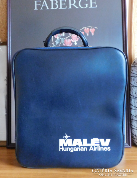 Malév suitcase