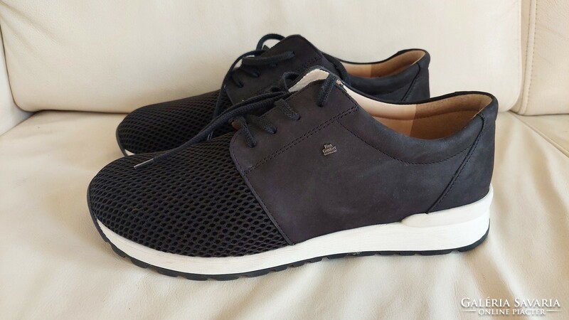 Finn confort, original elegant sports shoes, size 10 1/2, half price, new