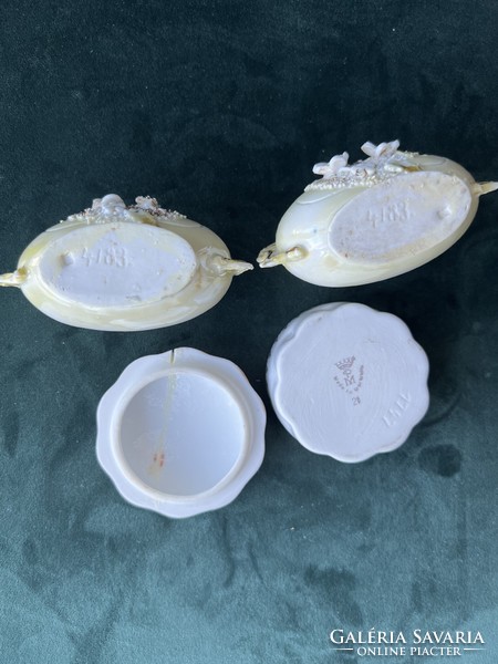 Damaged porcelain package, pair of raven house charms, 4 pieces - perhaps still usable for creative purposes