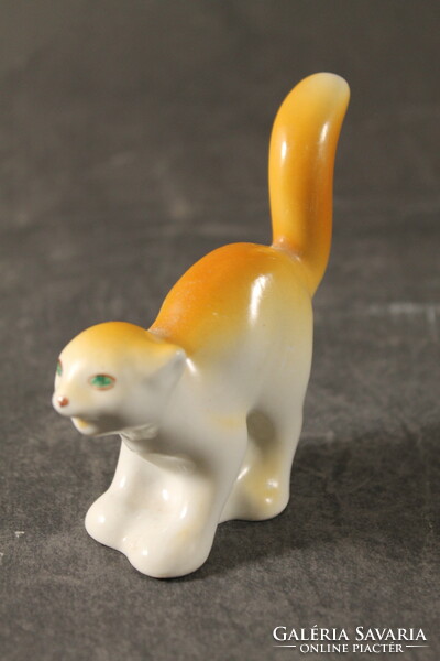 Art deco porcelain animal 713