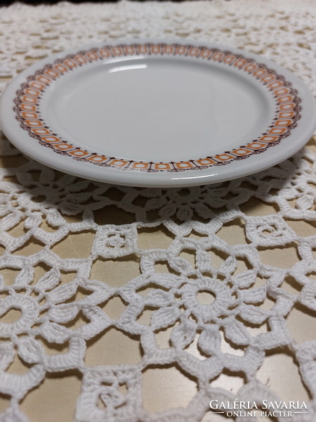 Alföldi Terrakotta mintás, barna porcelánsüteményes tányér,1db
