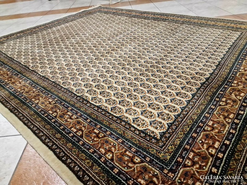 Gülsah hand-knotted 200x250 cm wool Persian carpet bfz503