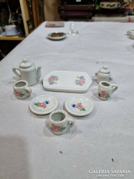 Porcelain children's coffee set