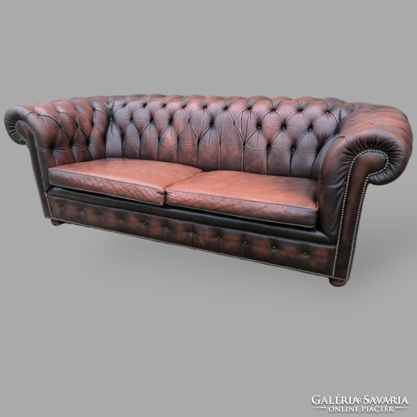 Chesterfield 3 seater leather sofa