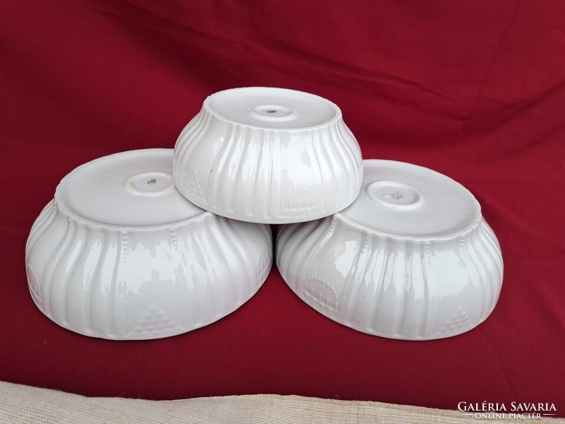 Beautiful Zsolnay white porcelain scone bowl bowls stew soup bowl nostalgia piece