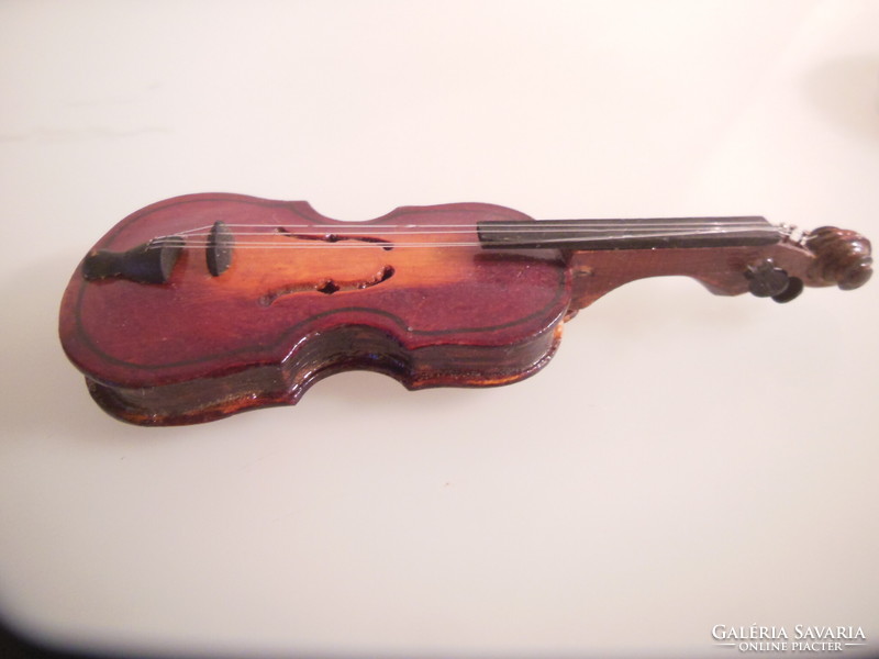 Violin - wood - 16 x 6 x 2 cm - flawless