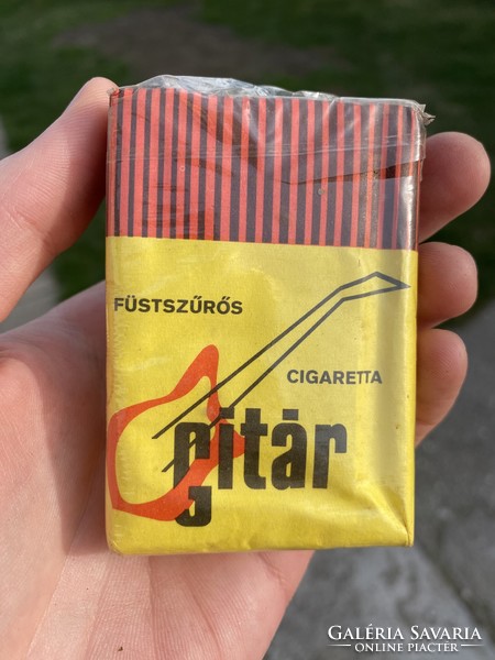 Guitar cigarette unopened retro socialist antique