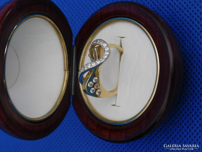 Arany 14 k kétszínű  Női gyűrű   5.1 gr