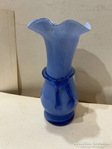 Beautiful Czech glass vase, 20 cm, flawless, collector's item.4567