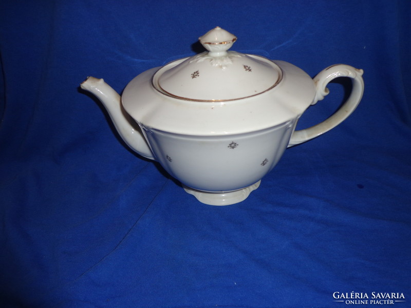 Antique drasche porcelain tea spout