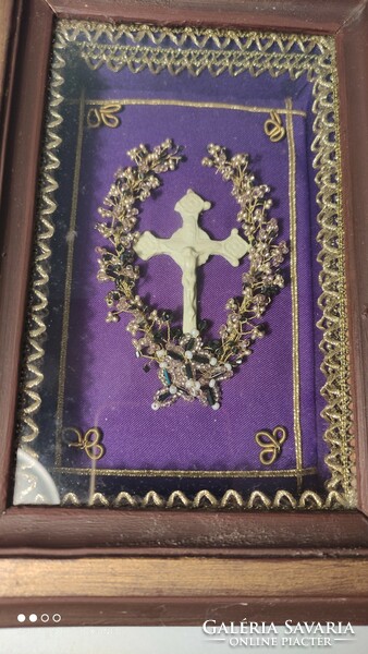 Antique old holy relic wall decoration wall picture with wax body nun work convent work