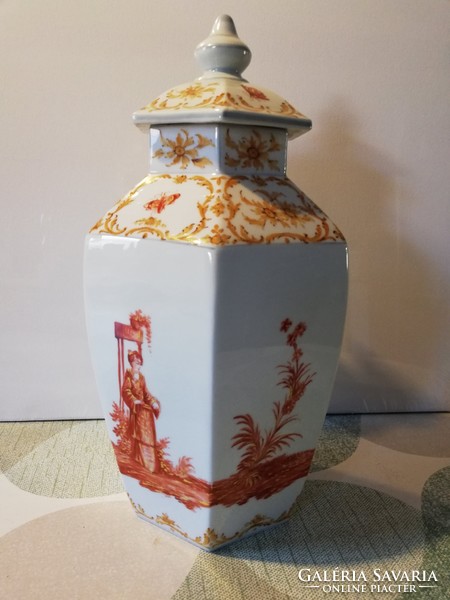 Rare large German Dresden porcelain vase with hand-painted pattern (33 cm)