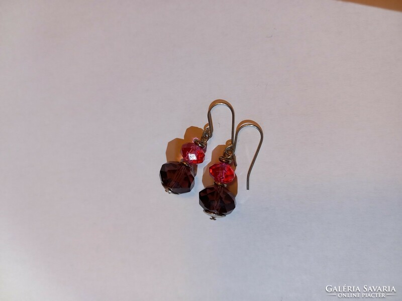 Crystal stone earrings