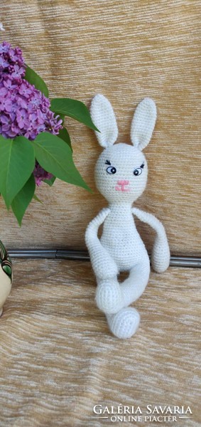 Crochet dressable bunny