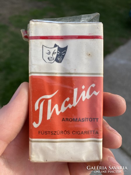 Thalia thália cigarette unopened retro socialist antique